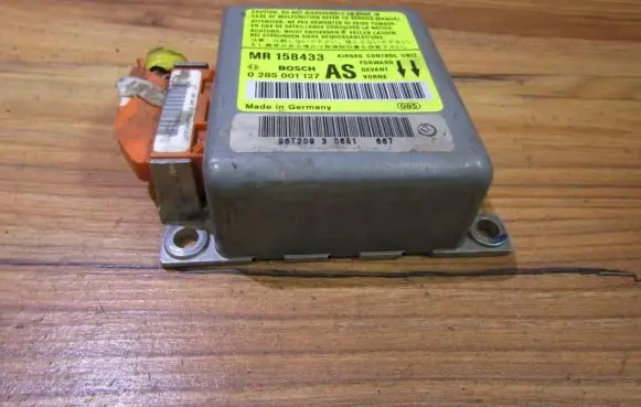 Mitsubishi Carisma Airbag control unit/module 0285001127 mr158433