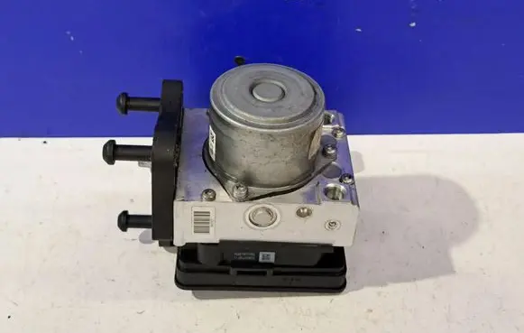Mercedes-Benz E W213 ABS Pump A2134316700