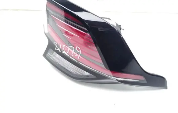 KIA Sportage Rear/tail lights R292462010