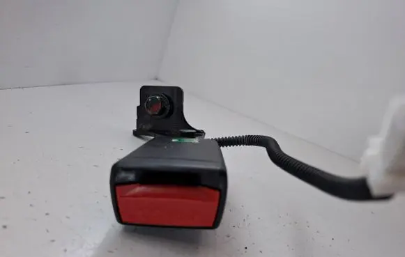 KIA Ceed Rear seatbelt buckle