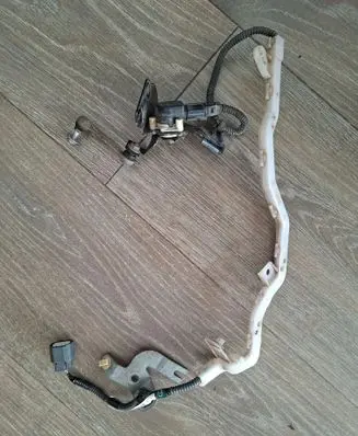 Mitsubishi Outlander Other front suspension part 8E1721 A2318311