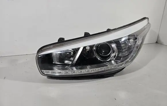 KIA Ceed Headlight/headlamp 214520260207