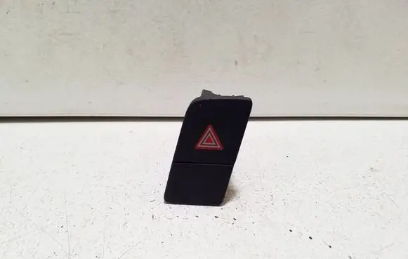 Audi Q3 8U Hazard light switch 8U2941509A
