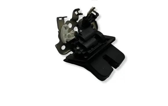 Audi A3 S3 8V Tailgate/trunk/boot lock/catch/latch 8R0827505