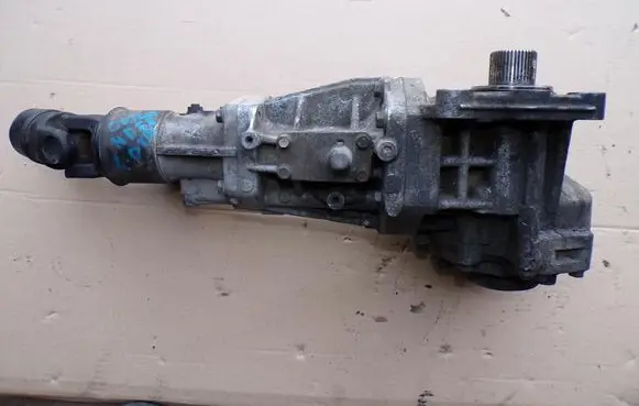 Mitsubishi Outlander Gearbox transfer box case 067015