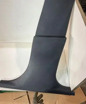 BMW 5 E60 E61 (B) pillar trim (bottom) 7027090 52859610