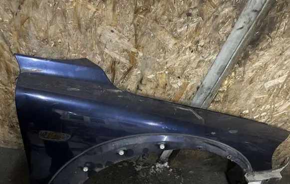 Volvo XC70 Fender