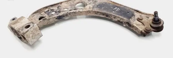Volkswagen Golf V Front lower control arm/wishbone