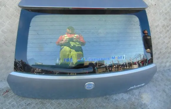 Fiat Grande Punto Tailgate/trunk/boot lid