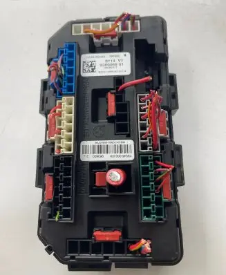 BMW 4 F36 Gran coupe Fuse box set 9389068 06082017 962982
