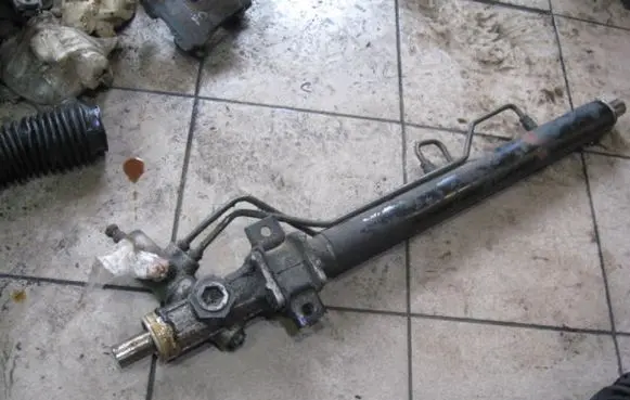 KIA Carnival Steering rack TRW