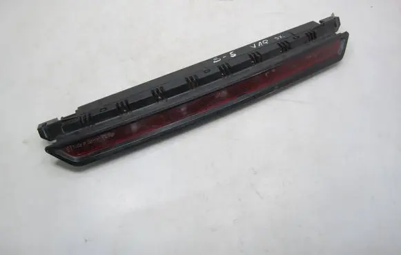 Volkswagen PASSAT B5 Third/center stoplight 3B9945097A