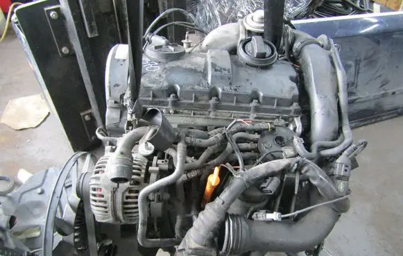 Volkswagen PASSAT B5.5 Engine 