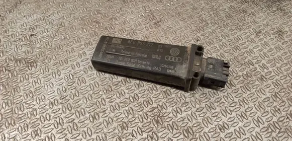Audi Q7 4L Tire pressure sensor 8E0907277