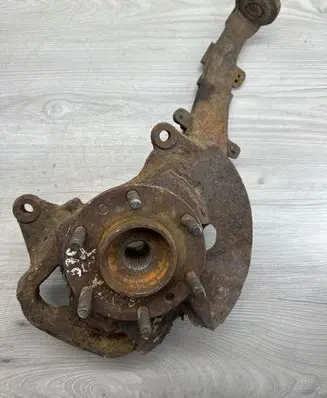 Chevrolet TrailBlazer Front wheel hub 