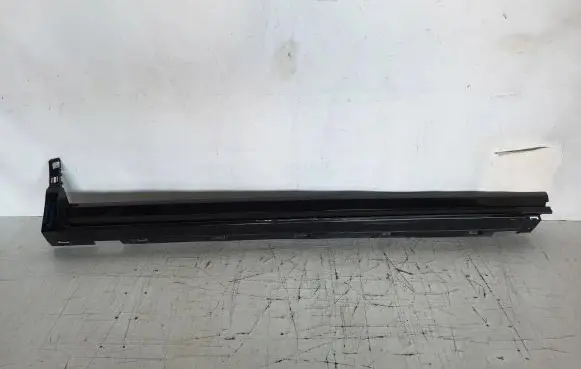 Ford Kuga III Front sill (body part) LV4B-S10154-B