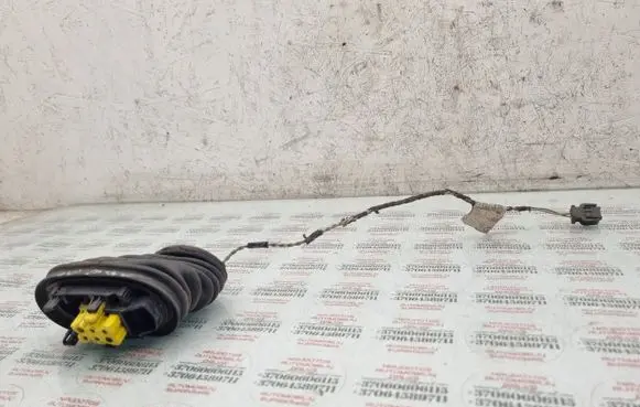 Audi A4 S4 B5 8D Rear door wiring loom 8D1971733J