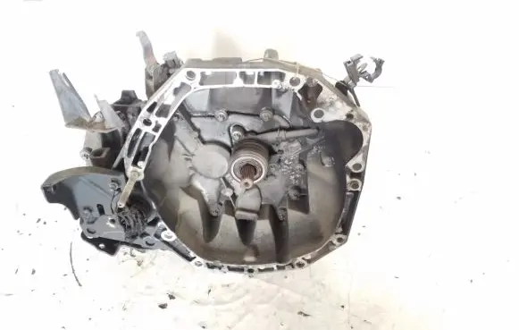 Nissan Note (E11) Manual 6 speed gearbox