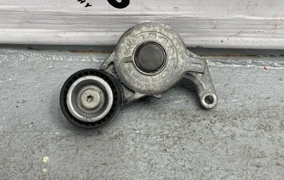 Citroen C4 II Alternator belt tensioner E50118A111860C E50118A122150I 9816682590