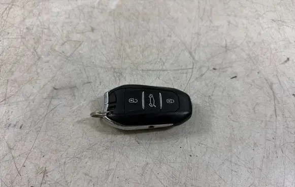 Citroen DS5 Ignition key/card 