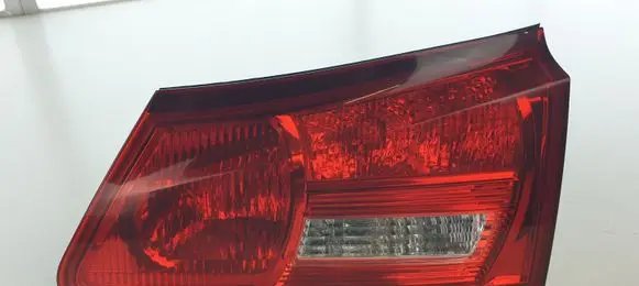Lexus IS 220D-250-350 Tailgate rear/tail lights