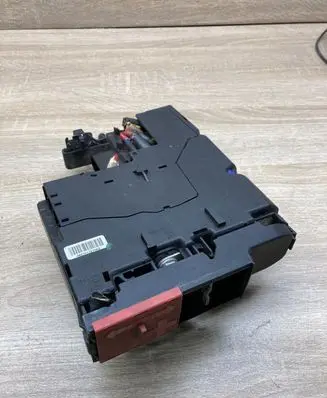 Mercedes-Benz C W204 Fuse module A2075400740