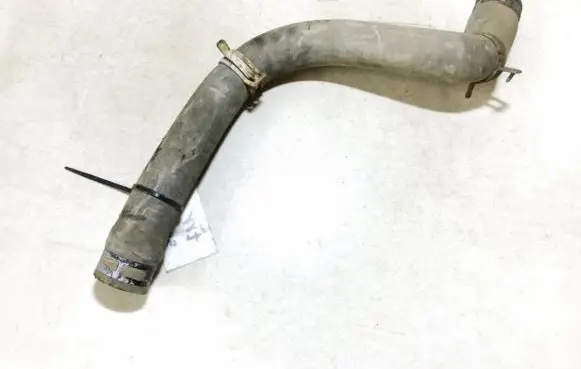 Volkswagen Golf III Engine coolant pipe/hose