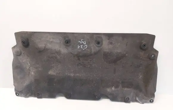 BMW 3 G20 G21 Engine splash shield/under tray 7447194