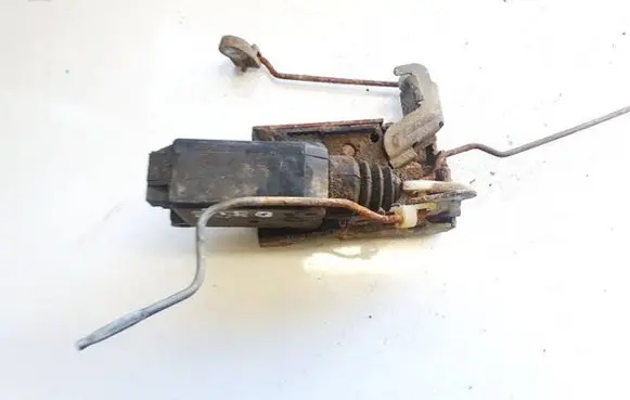 Peugeot 405 Front door lock