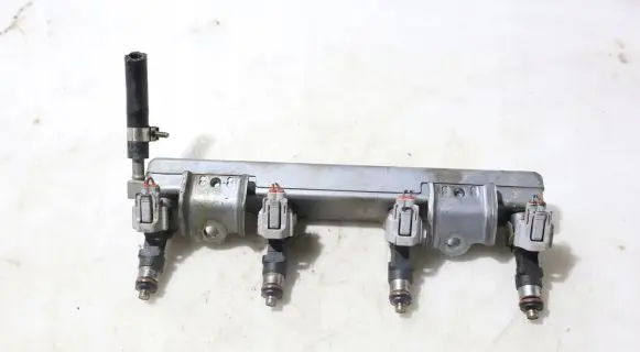 Nissan Note (E11) Fuel main line pipe