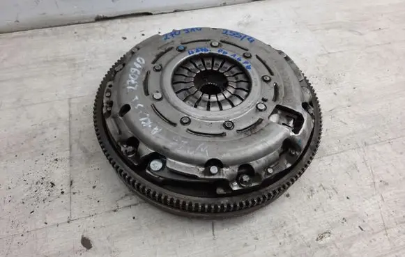 Mercedes-Benz CLA C117 X117 W117 Clutch set kit A2700300205