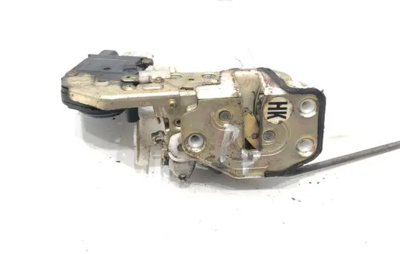 Honda HR-V Front door lock 