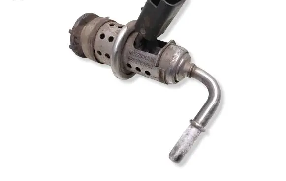 Citroen C4 Cactus AdBlue injector 9802763880