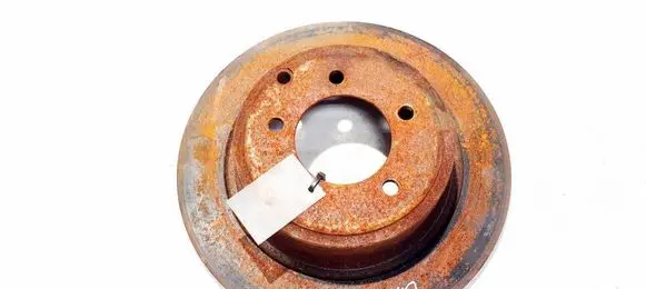Jeep Patriot Rear brake disc neventiliuojamas