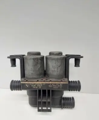 BMW 7 E65 E66 Coolant heater control valve 6908294 1147412167