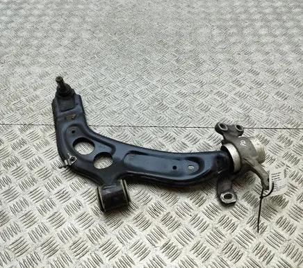 BMW 2 F44 Front lower control arm/wishbone 6879844