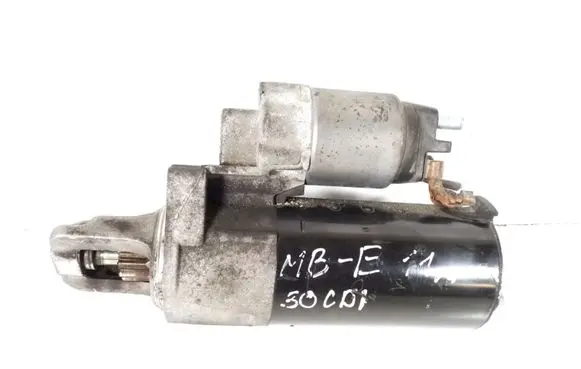 Mercedes-Benz E W212 Starter motor A0061519901