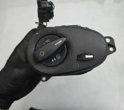 Ford Focus Light switch 2M5T13A024aa