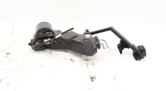 Mercedes-Benz C W205 Windshield washer fluid reservoir/tank A2058600260