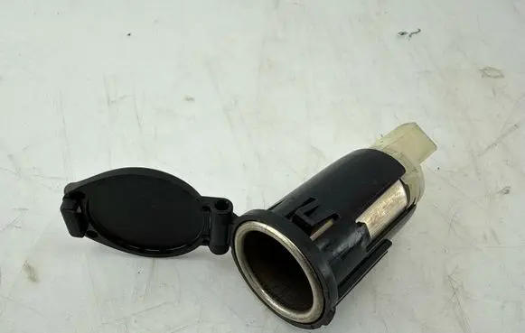 Toyota Yaris Cross Cigarette lighter 66GF45