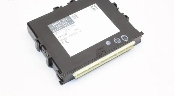Toyota Auris E180 Keyless (KESSY) go control unit/module 89990-02210