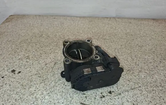 Mercedes-Benz R W251 Throttle valve A6420900270 0034