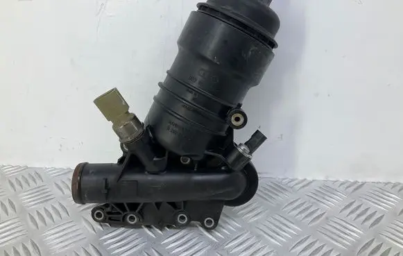 Audi A7 S7 4G Oil filter mounting bracket 059115389T