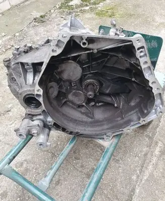 Mazda 3 II Manual 6 speed gearbox D6040 0717D 4TH0713867