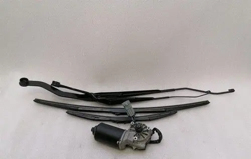 Ferrari FF Front wiper linkage and motor 84198200