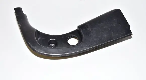 Foot area side trim