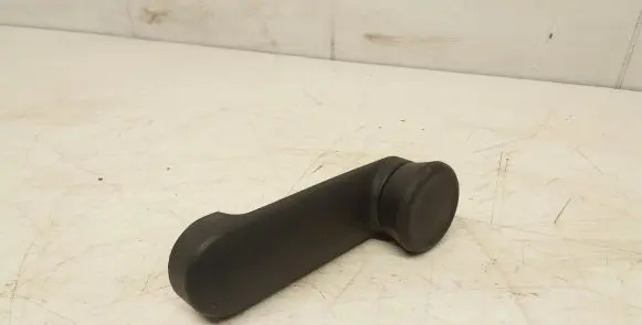 Opel Corsa D Front door window winding handle 902471500430