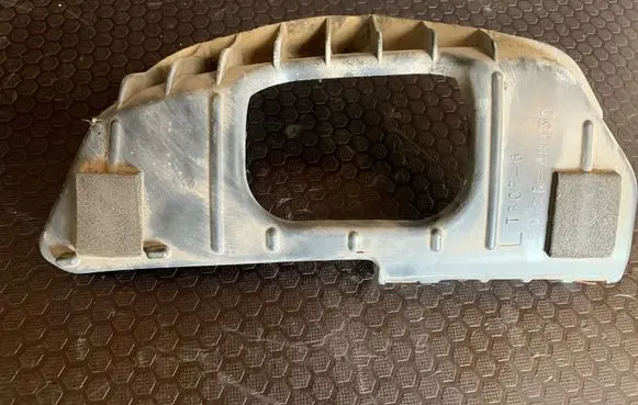 Lexus RX 330 - 350 - 400H Fog light bracket 5212648030