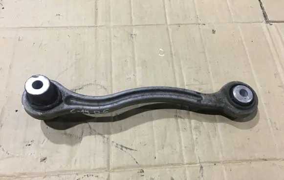 Mercedes-Benz C W205 Rear control arm A20402