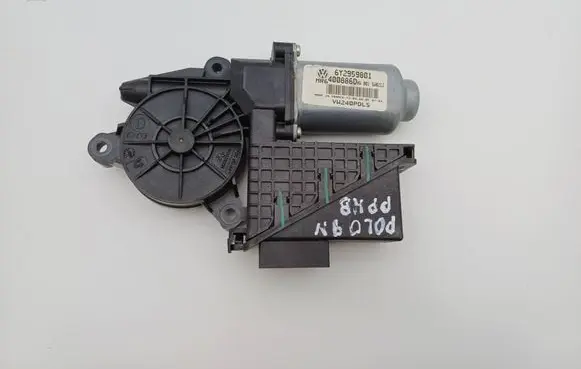 Volkswagen Polo IV 9N3 Front door window regulator motor 6Y2959801